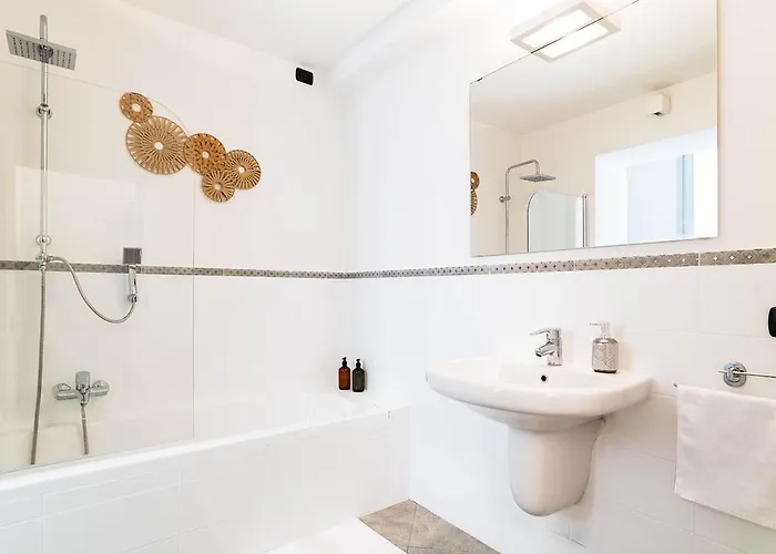 Corte Chiara-2 Bd Côme