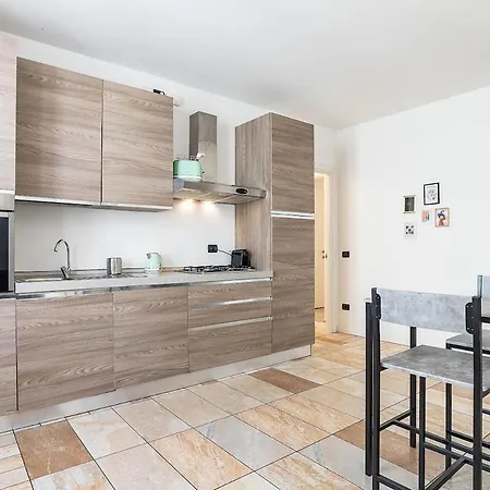 Corte Chiara-2 Bd Apartment *