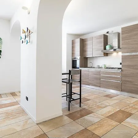 Corte Chiara-2 Bd Apartment